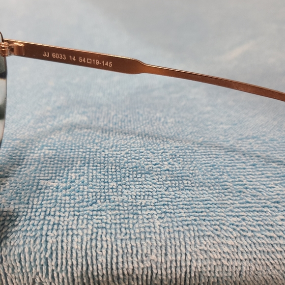 Joes Jeans Sunglasses - Picture 5 of 7